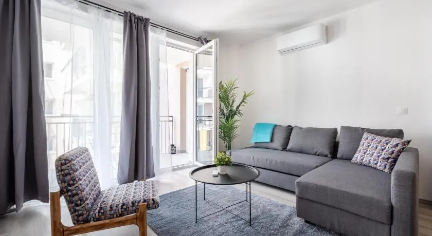 Szabolcs Apartments - Image 1