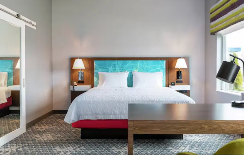 Hampton Inn by Hilton Kailua-Kona Bay - Image 1