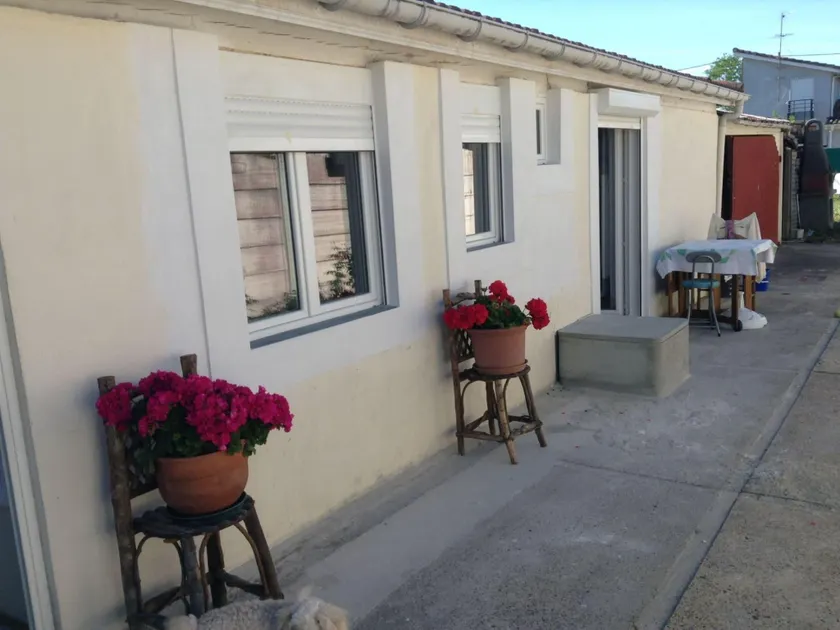 Relaxing Garden Retreat in Dax - Image 1