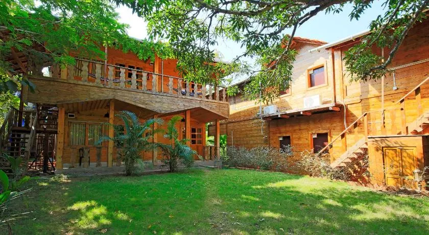 Brushwood Villa- Cottages - Image 1