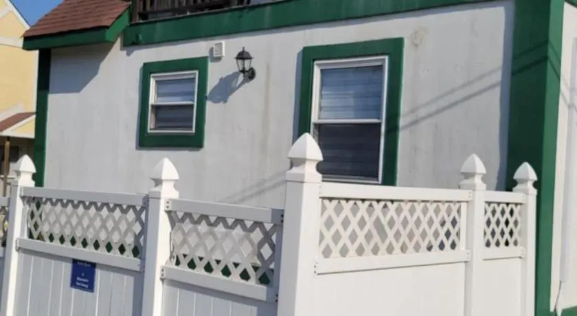 Malki's House Apartments in Livadi - Image 1