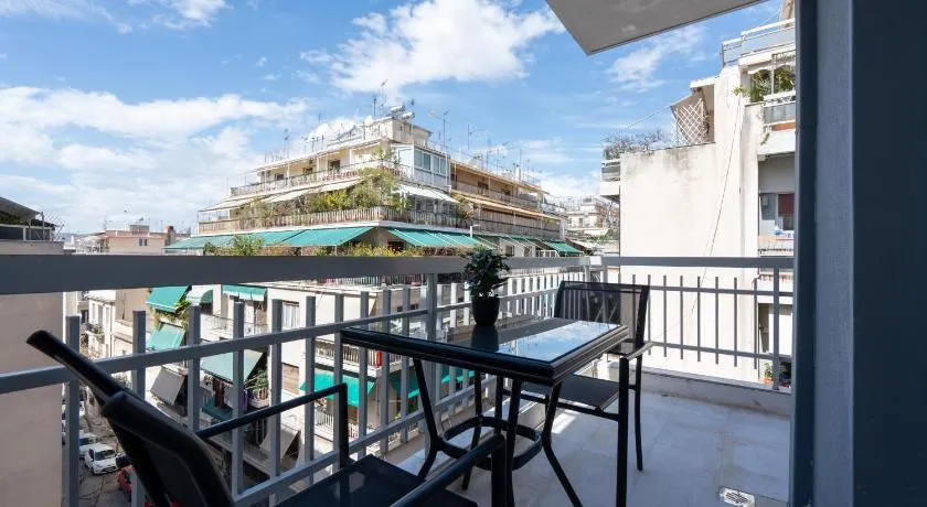 Fancy Apartment in the Heart of Athens - Image 1