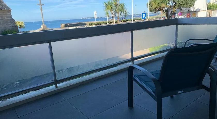 Appartement Vue Mer, Plage à Pied - Image 1