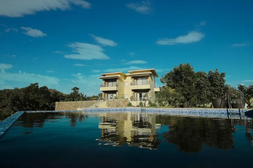 Lake Side Villa Udaipur - Image 1