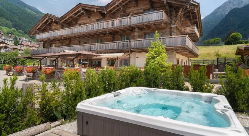 Alpen Chalet - Charme Mountain Hotel - - Image 1