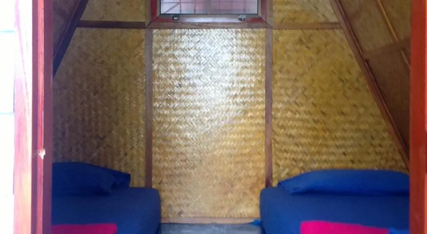 New Hut Bungalow - Image 1