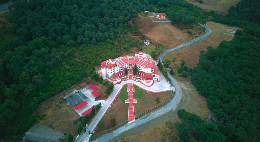 Charme Hotel La Foret - Image 1