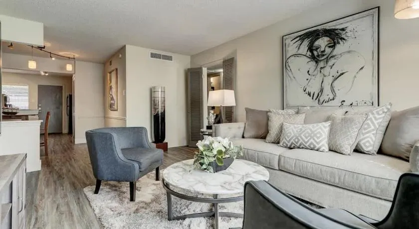 Perfect Perk Marquee Uptown Unit 121 Galleria 2br 2ba - Image 1
