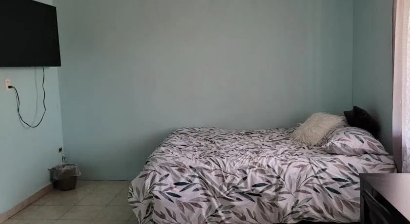 Habitación en casa particular - Image 1