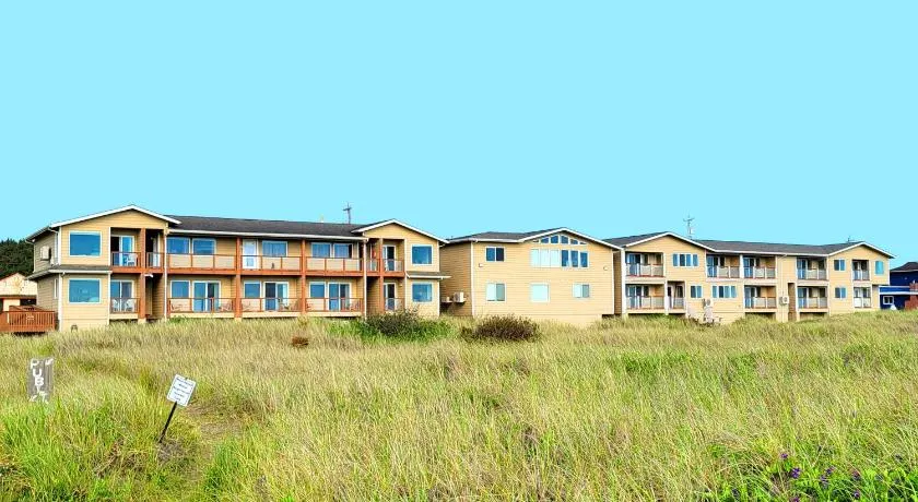 Moonstone Beach Motel - Image 1