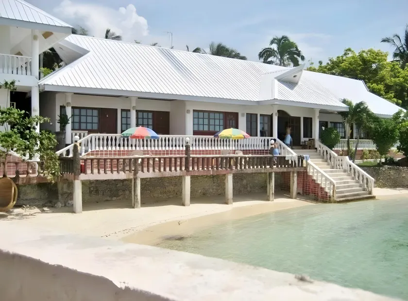 The Lighthouse Resort - Image 1