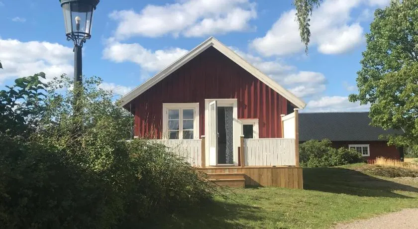 Nice holiday house at horse farm with lake and sauna - Image 1