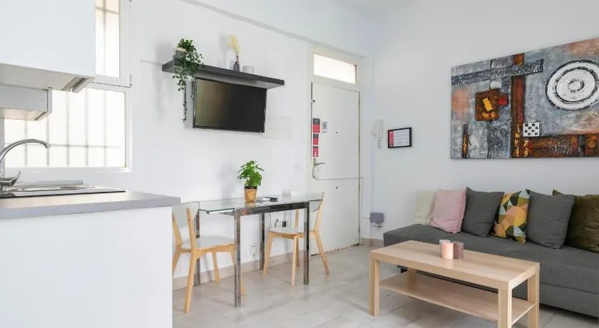 Madrid Pacífico, Junto al Retiro, 2 habitaciones - Image 1