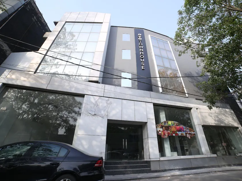 TOWNHOUSE 057 GUJRANWALA TOWN - Image 1