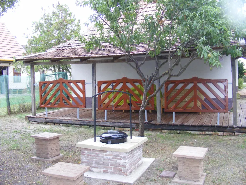 Négy Gólya apartman - Image 1
