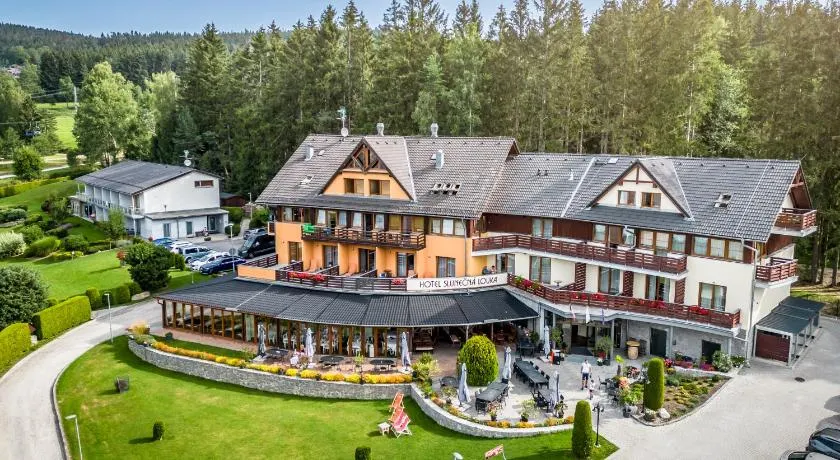 Hotel SLUNEČNÁ LOUKA - Image 1