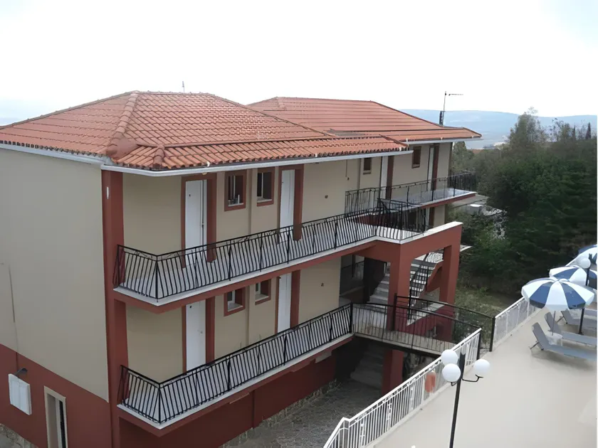 eleni studios - Image 1