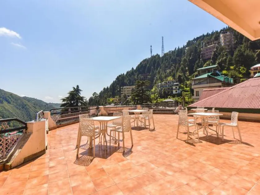 Hotel Grand Palace - Image 1