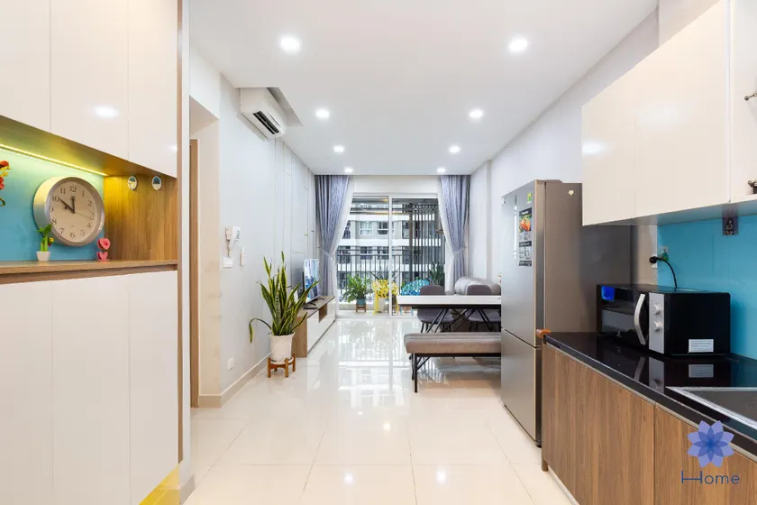 LUXURY 2BRs w/Pool View-near AIRPORT;FREE GYM&POOL - Image 1