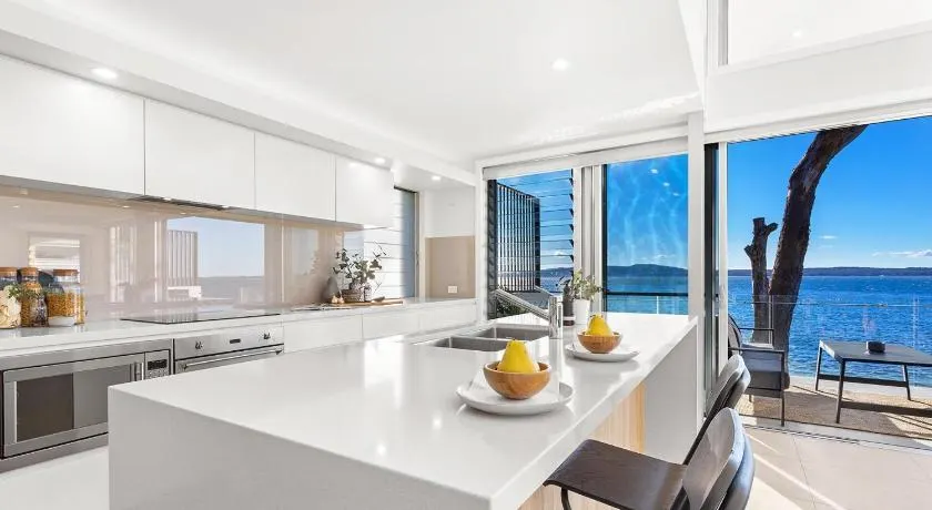 Baydream on the Beach - With Breathtaking Water Views - Image 1