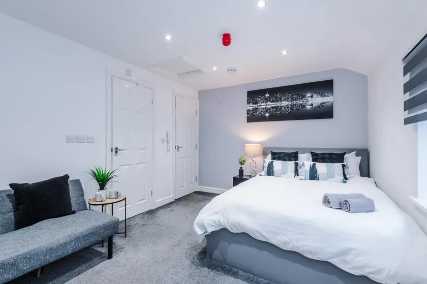 Modern Studio in Wigan - Image 1