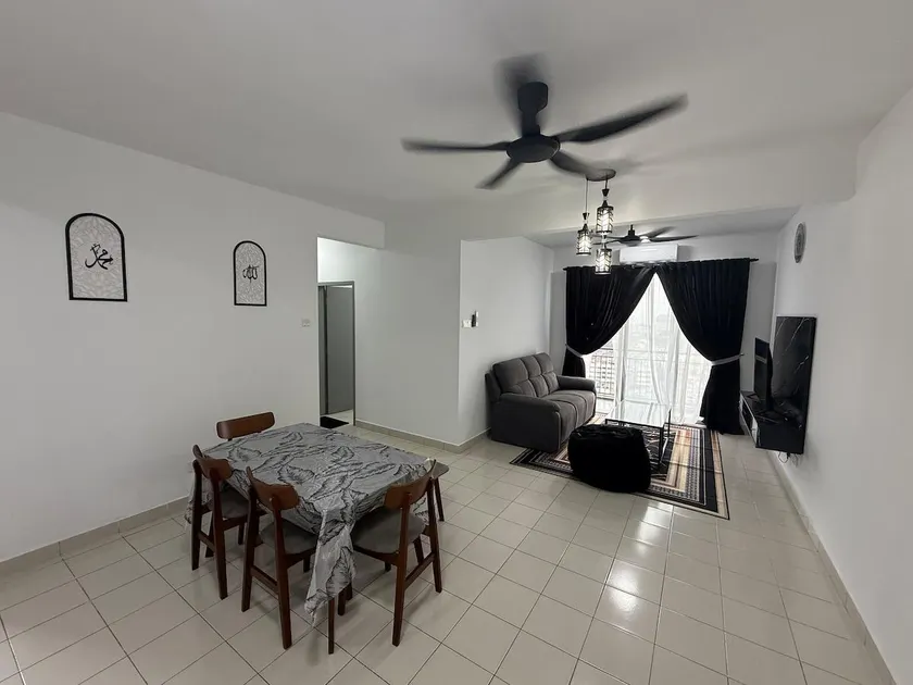 Raudah Homestay - Image 1