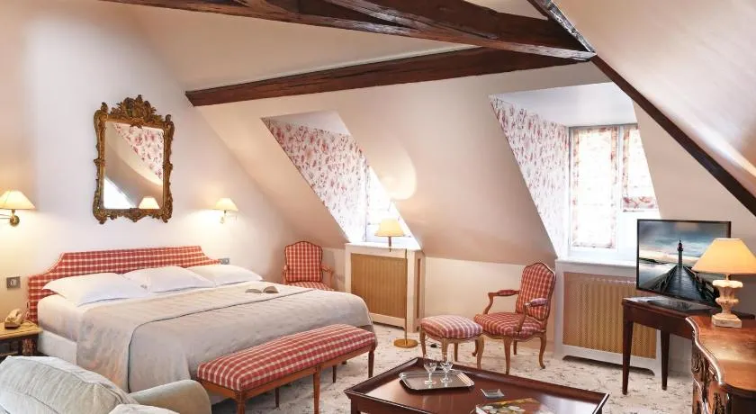 Hôtel Saint James - Image 1