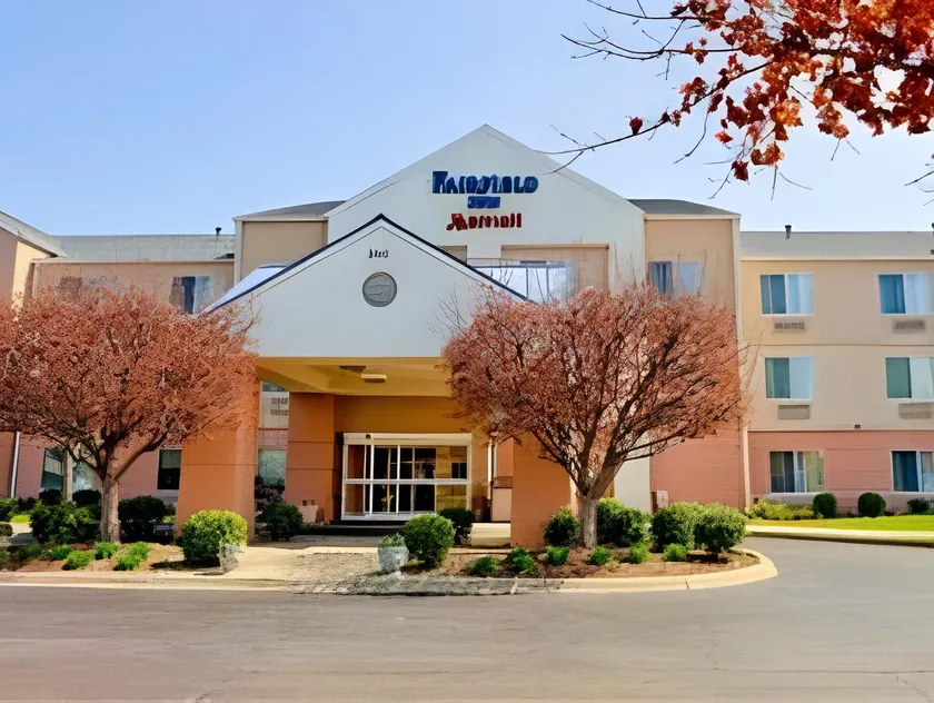 City Express By Marriott Shepherdsville Louisville - Image 1