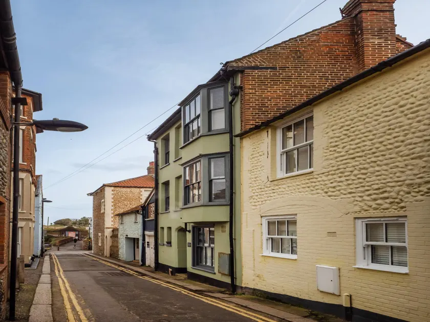 Townhouse in Cromer near Sandy Beaches - Image 1