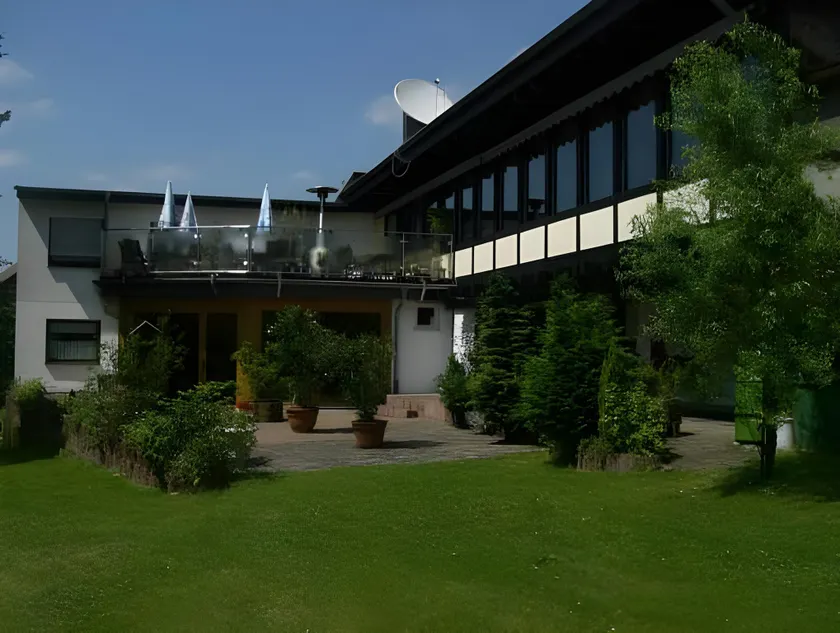 Landhotel Fernblick - Image 1