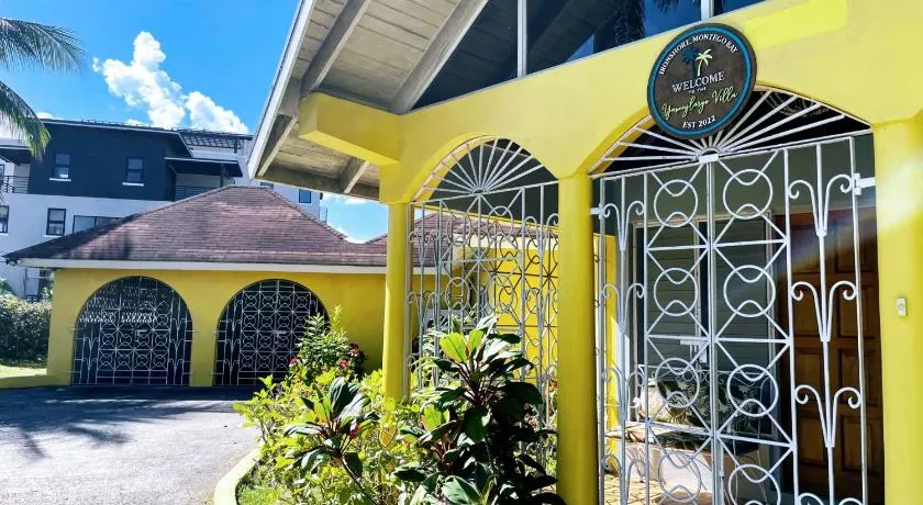 Yancey Largo Villa with Private Pool - Image 1