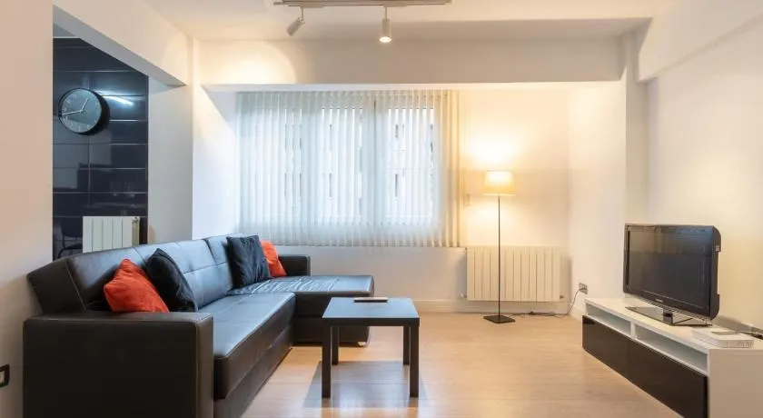 Bilbao Sarriko - Deusto by Aston Rentals - Image 1