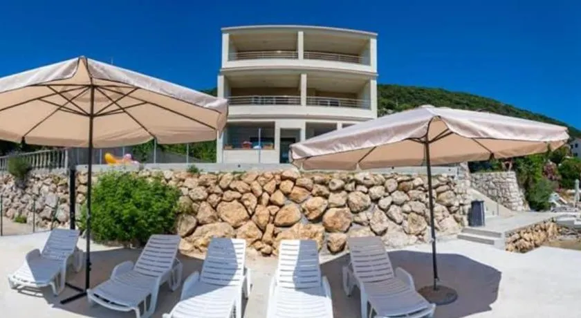 Apartments Villa Oceanus - Image 1