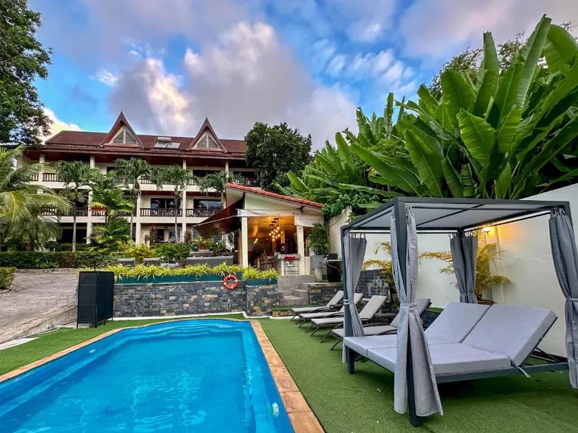 Sea Hills Resort - Image 1