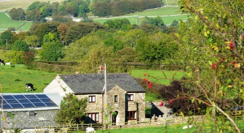 Nutstile Farm Bed and Breakfast - Image 1