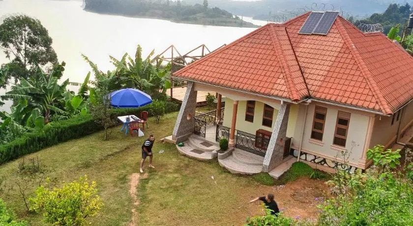 Wycliffˋs Eco Lodge - Image 1