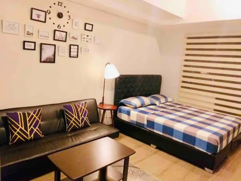 Affordable & Newly entire condo - Image 1