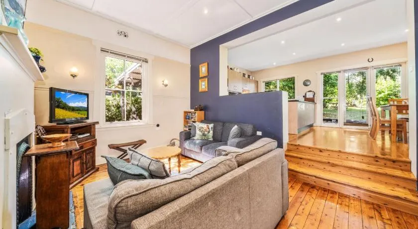 Brigalow Cottage. Charming Leura Retreat - Image 1