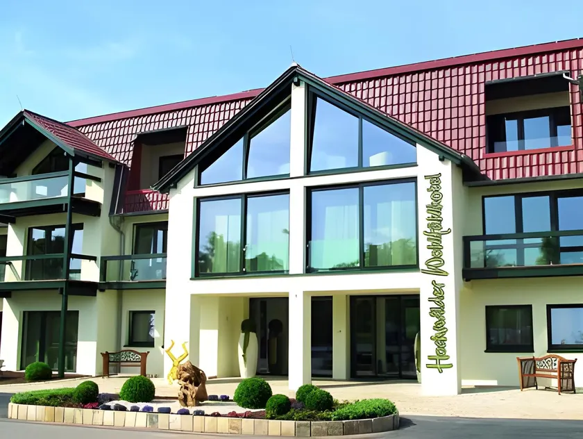 Hochwälder Wohlfühlhotel - Image 1