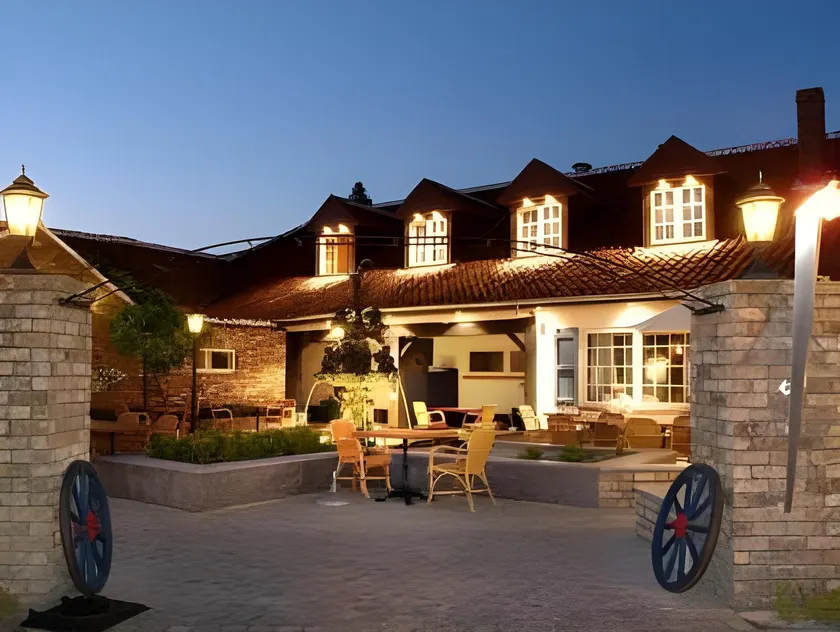 Hotel Restaurant D'Hofstee - Image 1