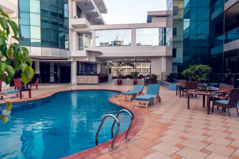 Peacock Hotel - Image 1