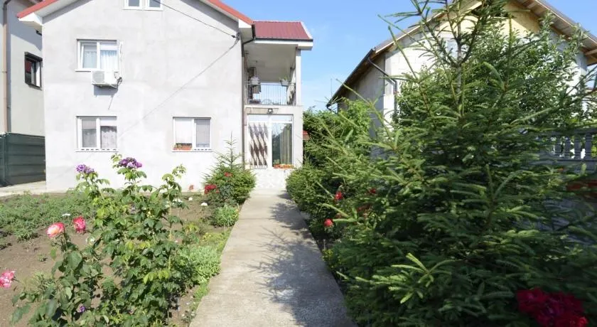 Casa Ali - Image 1