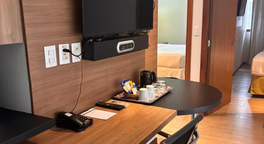 Suíte Família no Radisson Belém 2 Quartos e Sala - Image 1