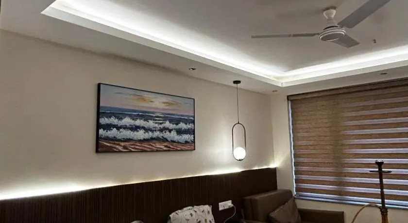 Bee Home Stay - Image 1
