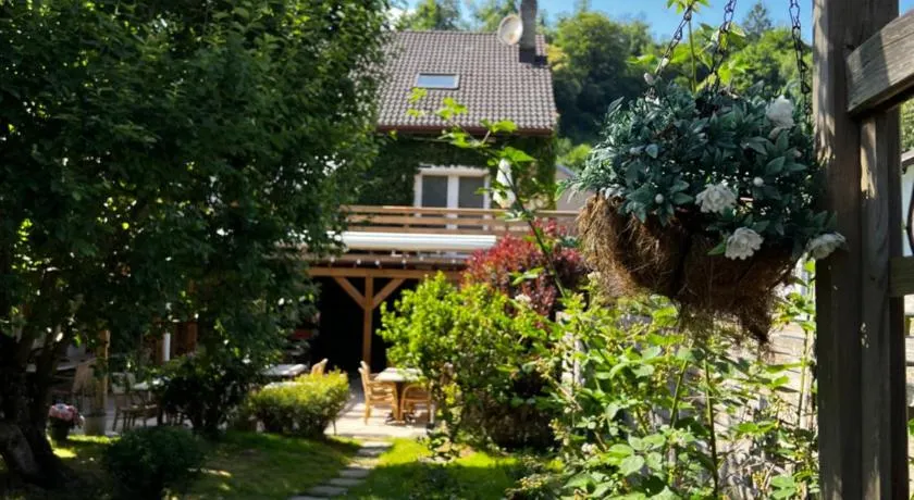 Gîte Les 2 Gros coconing avec spa proche du lac - Image 1