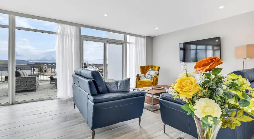 BayView Luxury 2 Bedroom Apartment Ground Floor - Image 1