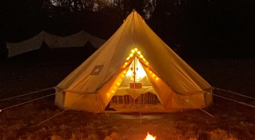 The Knockholt Retreat - Image 1