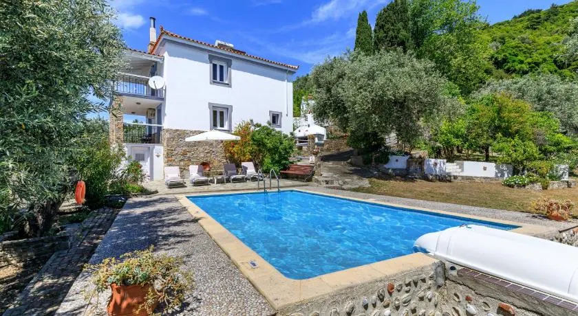 Villa Agia Marina - Image 1