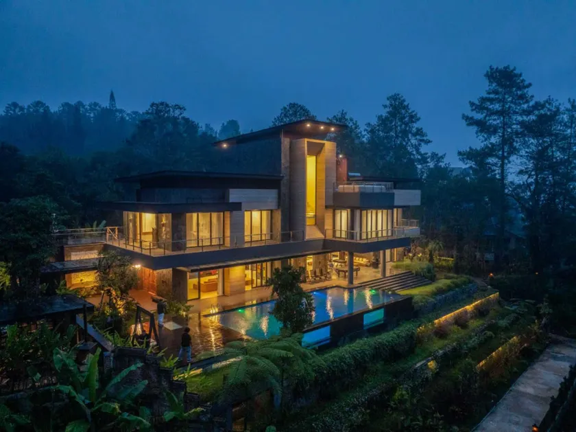 Intragama Villa - Image 1