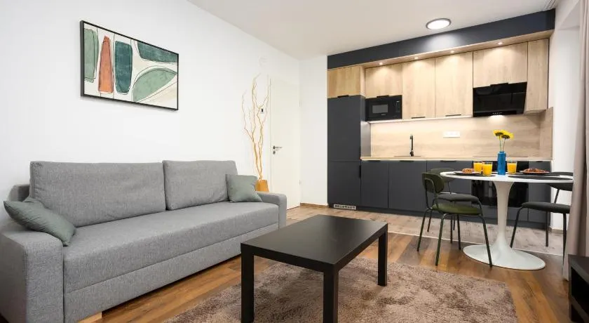 Waterfront City Azure Loft with FREE PARKING - Image 1